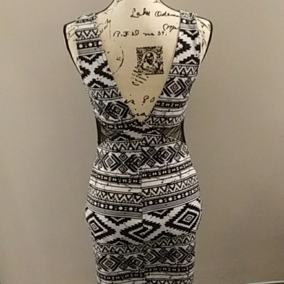 Aztec Mesh Dress - Picture 4 of 8